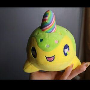 NWOT Kawaii Nomwhal Neon Lollipop Aurora Tasty Peach plush anime Narwhal